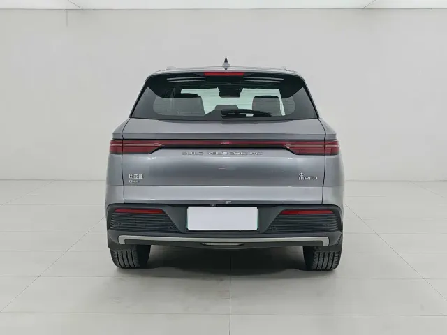 BYD Song Pro — Фото автомобиля 5