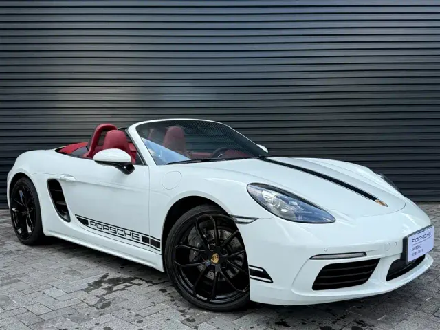 Porsche 718 — Фото автомобиля 3