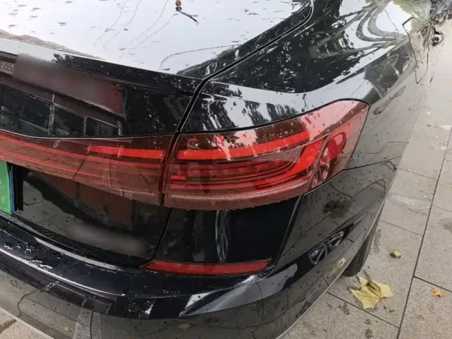 Volkswagen Passat — Фото автомобиля 7