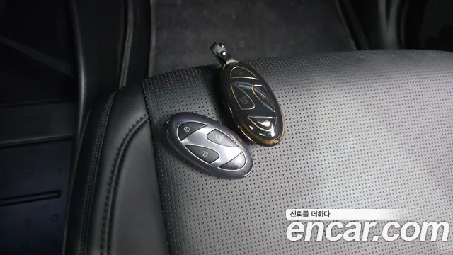 Hyundai Santa Fe MX5 — Фото автомобиля 22