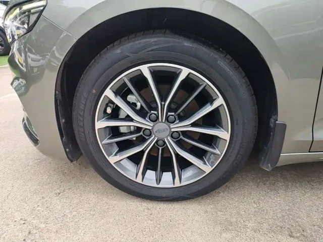 Geely Xingrui — Фото автомобиля 22
