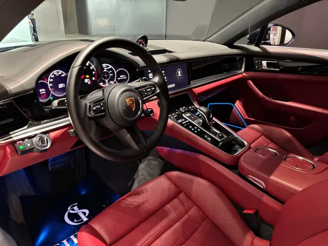 Porsche Panamera — Фото автомобиля 8