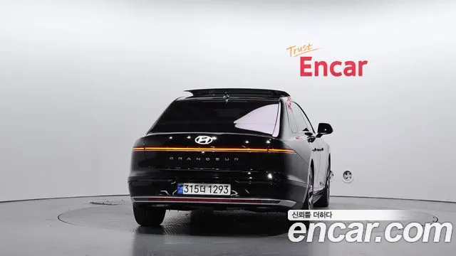 Hyundai Grandeur GN7 — Фото автомобиля 4