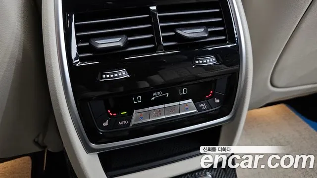BMW X7 — Фото автомобиля 15
