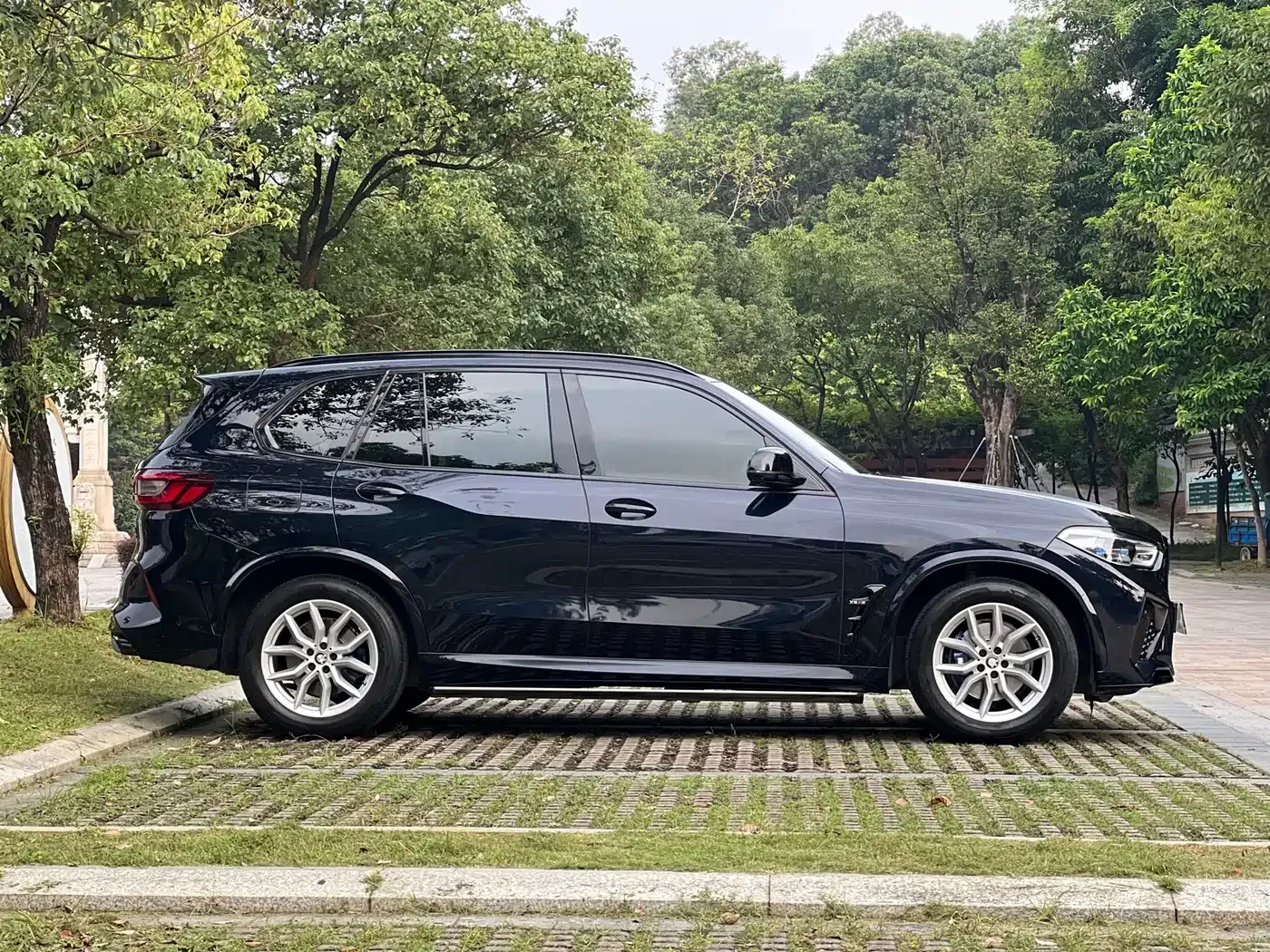 BMW BMW X5 (Import) 2021 Facelift xDrive40i M Sport Package — Фото автомобиля 6