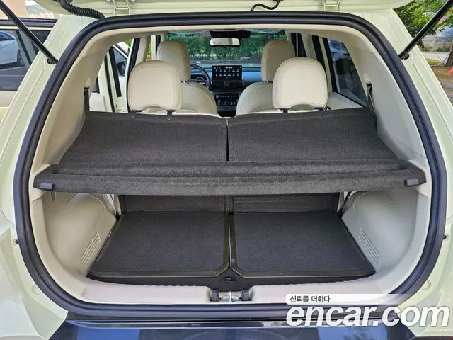 Hyundai Casper Casper Electric Inspiration — Фото автомобиля 14