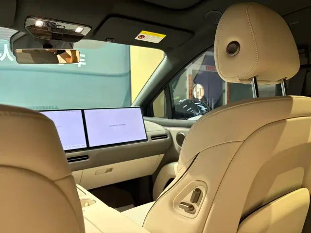 Li Auto i6 — Фото автомобиля 12