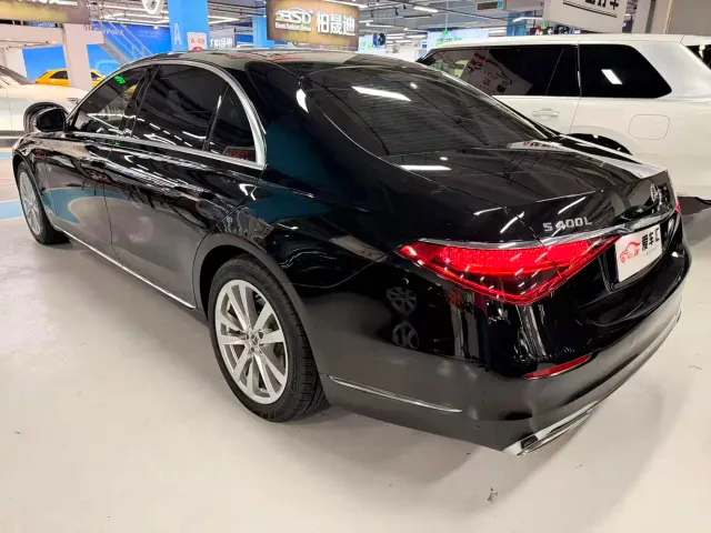 Mercedes-Benz S-Class — Фото автомобиля 17