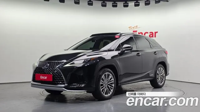 Фотография автомобиля — Lexus RX