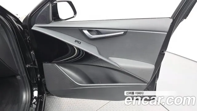 Kia Niro The All New — Фото автомобиля 13
