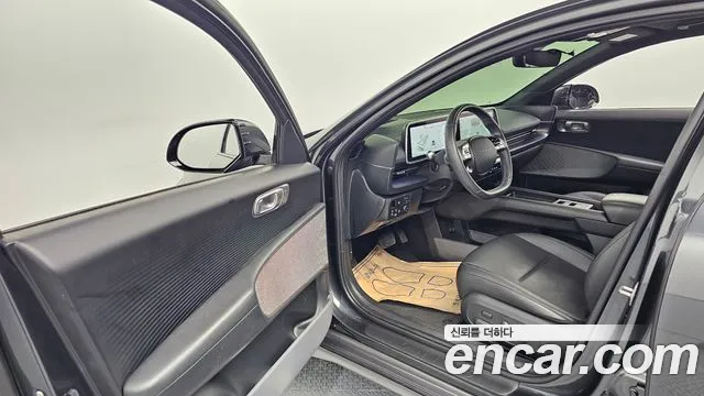 Hyundai Ioniq6 — Фото автомобиля 10