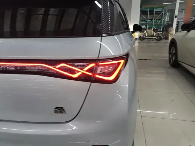 BYD Dolphin — Фото автомобиля 7