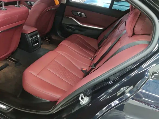 BMW 3 Series — Фото автомобиля 16