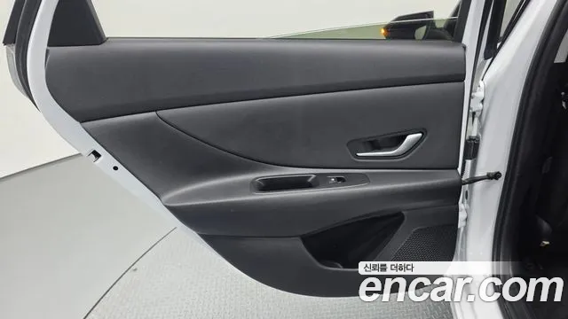 Hyundai Avante — Фото автомобиля 14