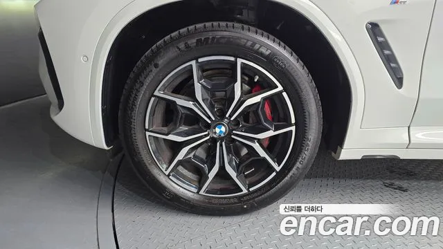 BMW X4 xDrive20i M Sport Pro — Фото автомобиля 5