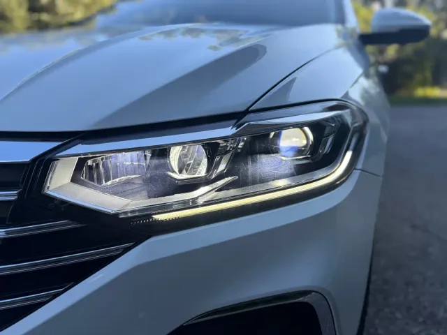 Volkswagen Lavida — Фото автомобиля 7