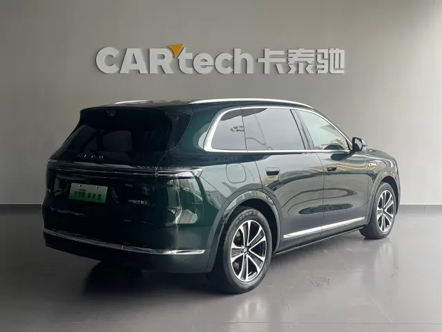 Aito M7 — Фото автомобиля 4