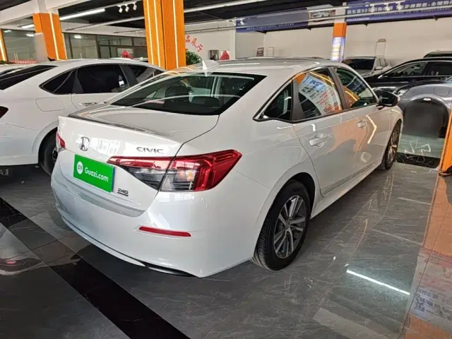 Honda Civic — Фото автомобиля 6