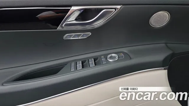 Genesis GV80 — Фото автомобиля 29