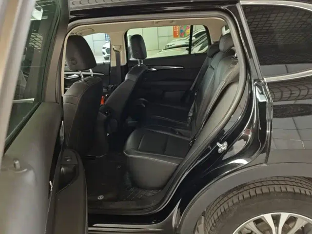 Buick Envision Plus — Фото автомобиля 16