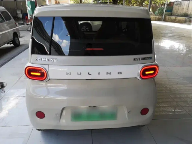 Wuling Hongguang Mini EV — Фото автомобиля 5