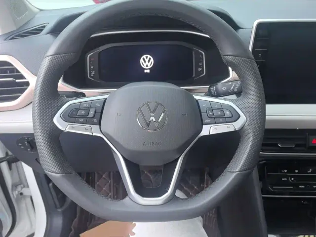 Volkswagen Tharu — Фото автомобиля 2