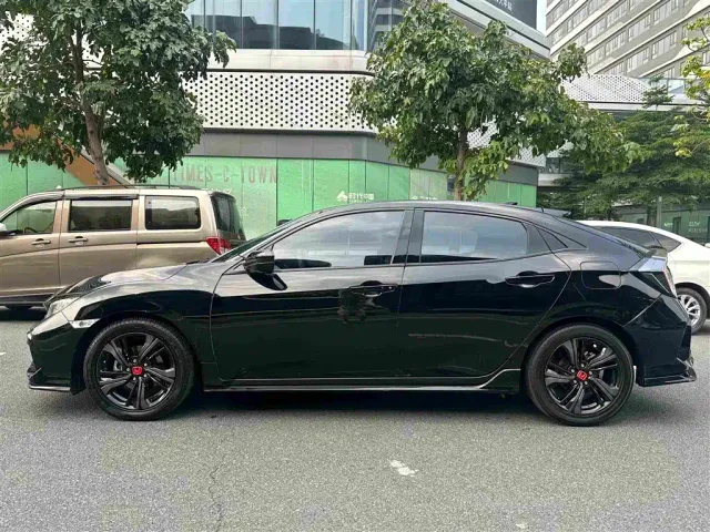 Honda Civic — Фото автомобиля 10