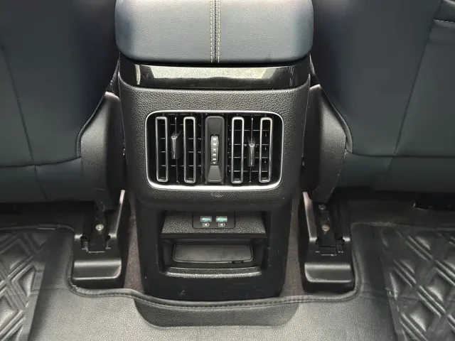 BYD Song PLUS — Фото автомобиля 10