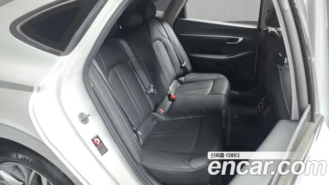 Hyundai Sonata — Фото автомобиля 24