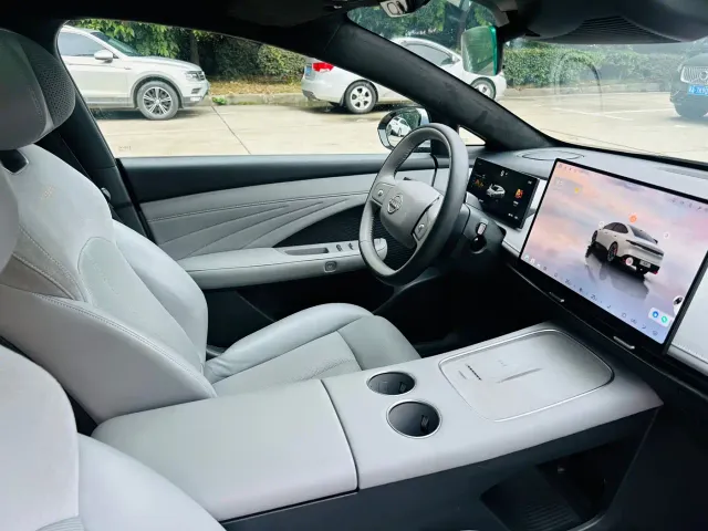 Nissan N7 — Фото автомобиля 14