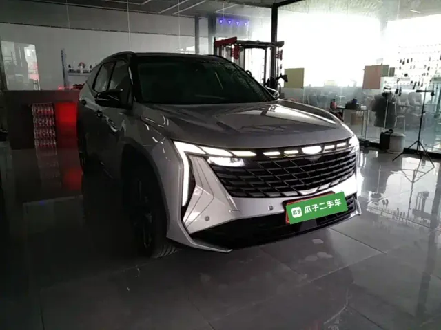 Geely Boyue L — Фото автомобиля 3