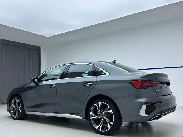 Audi A3 — Фото автомобиля 4