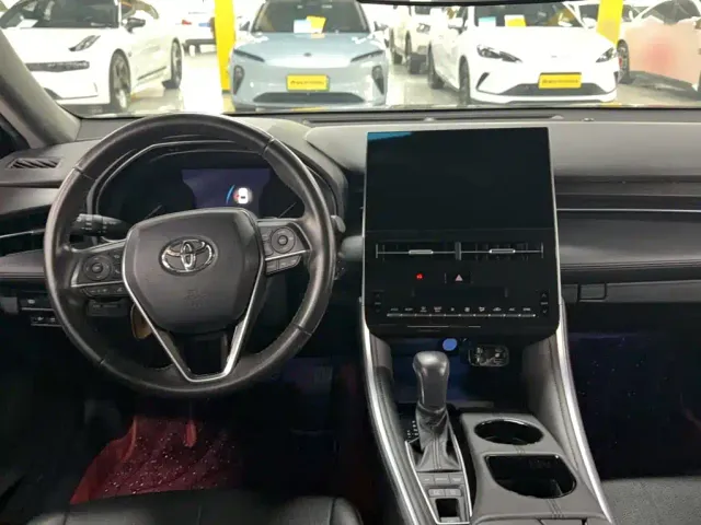 Toyota Avalon — Фото автомобиля 18