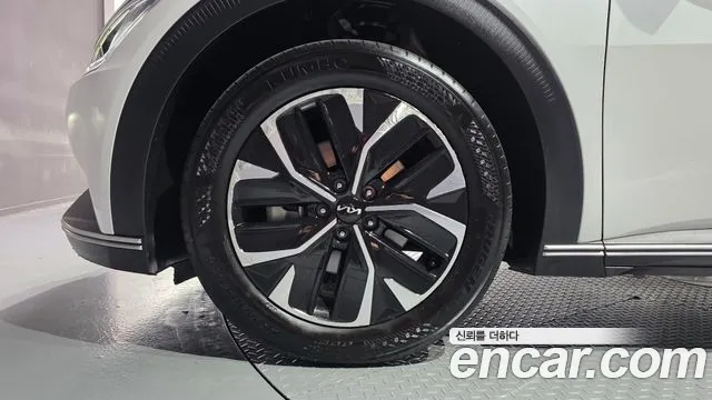 Kia EV6 — Фото автомобиля 5