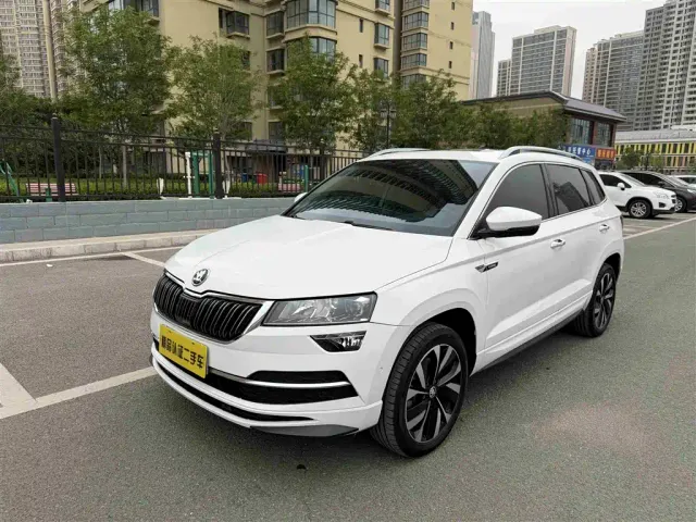 Фотография автомобиля — Skoda Karoq