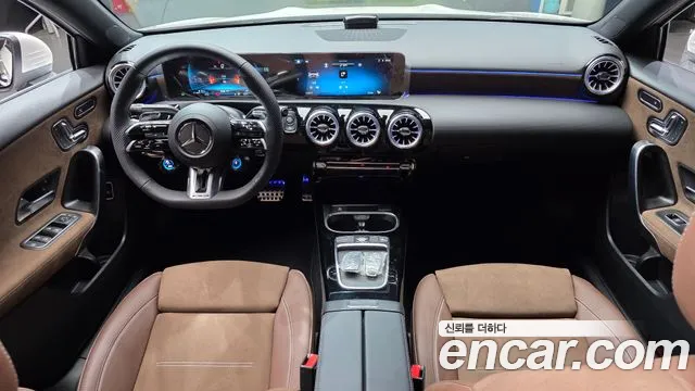 Mercedes-Benz A-Class W177 — Фото автомобиля 10