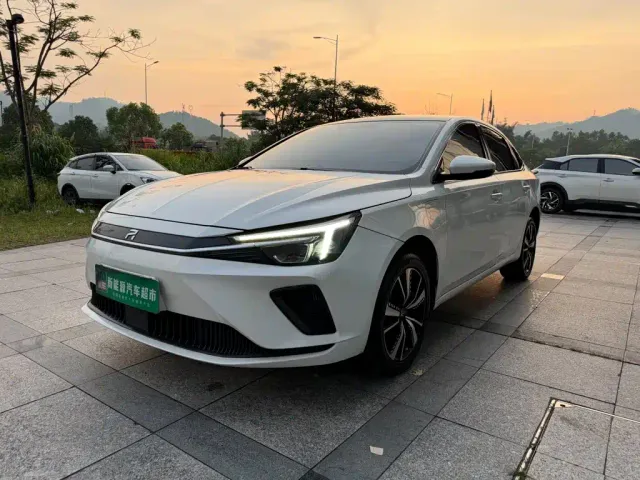 Фотография автомобиля — Roewe Feifan ER6