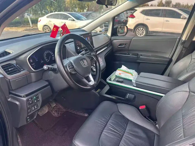 Honda Odyssey — Фото автомобиля 9