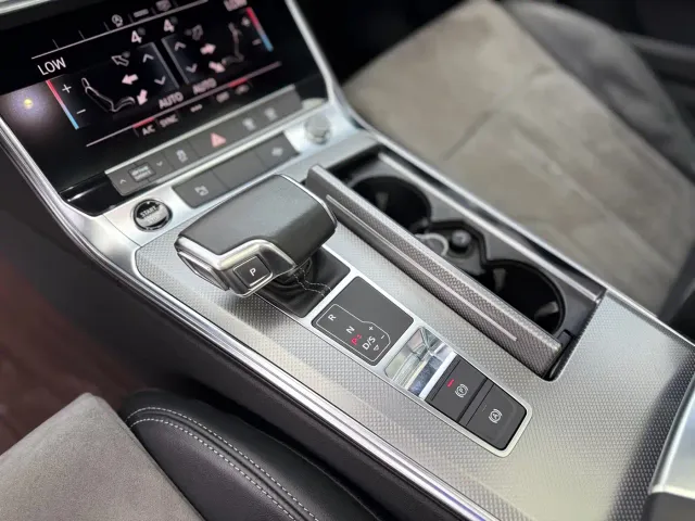 Audi A6L — Фото автомобиля 27
