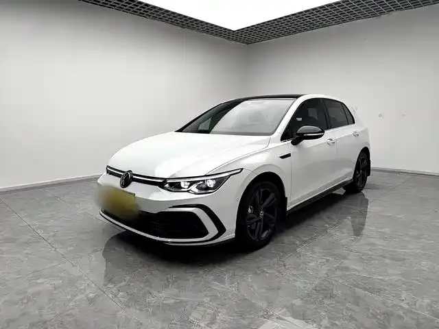 Фотография автомобиля — Volkswagen Golf