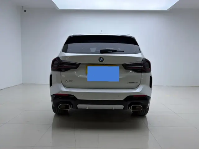 BMW X3 — Фото автомобиля 12