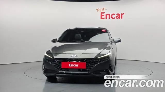 Hyundai AVANTE Avante (CN7) — Фото автомобиля 3