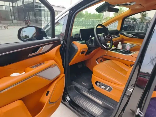 Wey Alpine — Фото автомобиля 15