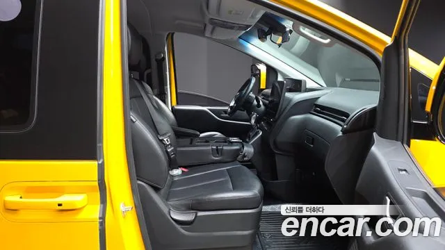 Hyundai Staria Staria L3.5 Школьный автобус — Фото автомобиля 22