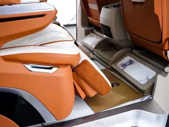 Mercedes-Benz V-Class — Фото автомобиля 24