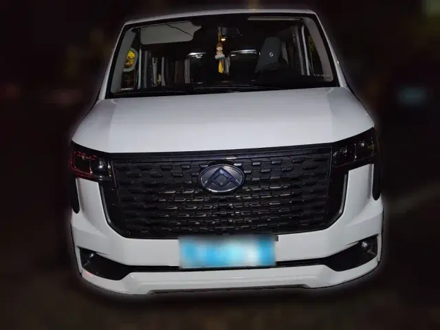 Maxus Xintu V80 — Фото автомобиля 2