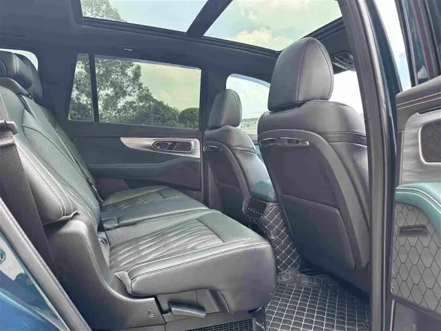 GAC Trumpchi GS8 — Фото автомобиля 14