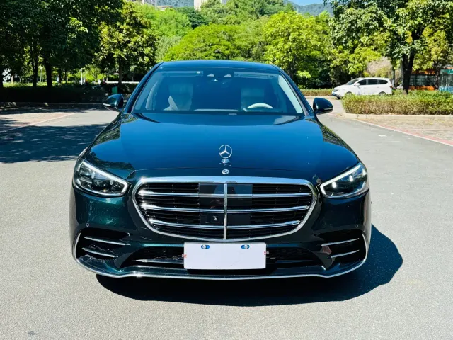 Mercedes-Benz S-Class — Фото автомобиля 2