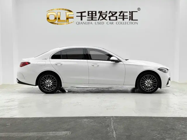 Mercedes-Benz C-Class — Фото автомобиля 6