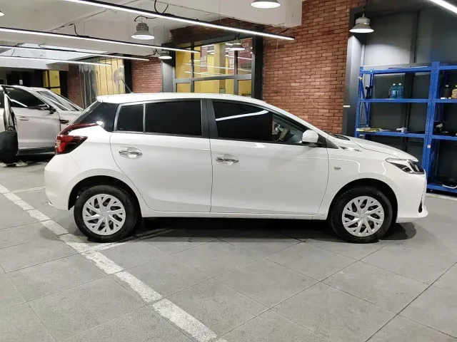 Toyota Vios FS — Фото автомобиля 5